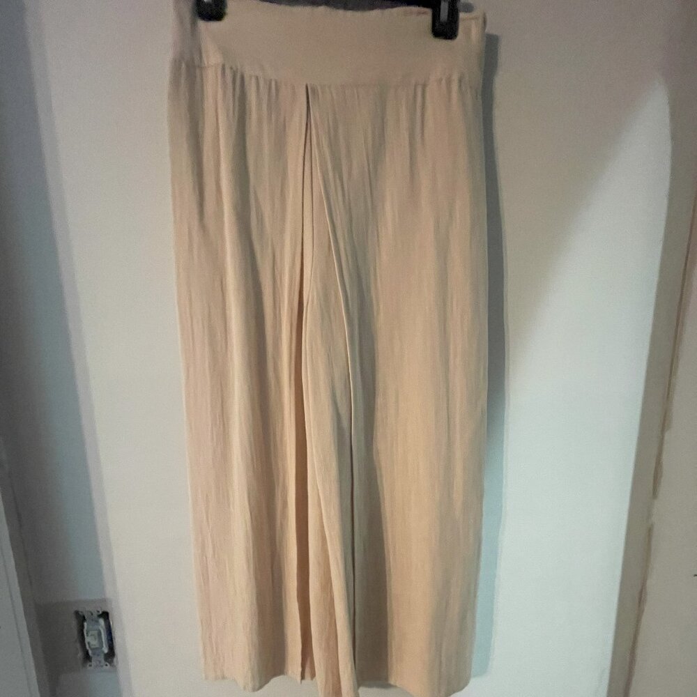 Coco + Carmen Beige Pant Skirt New Condition